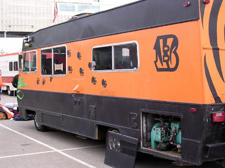 0601BnglsPlayoff02