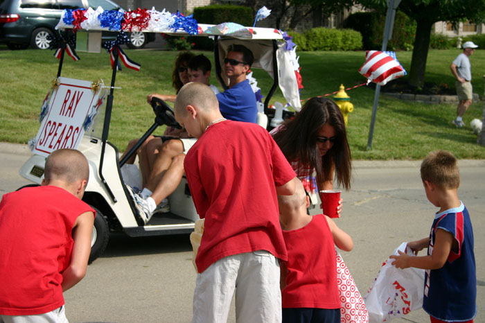 0607MI4thParade08