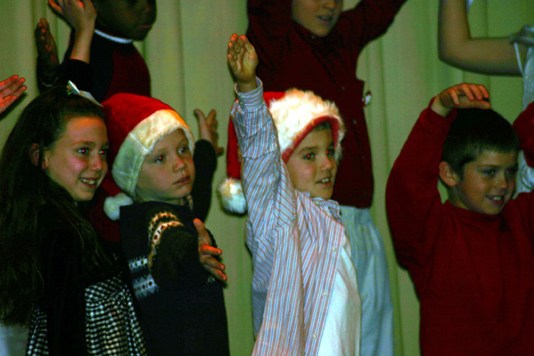 0612Hldys104